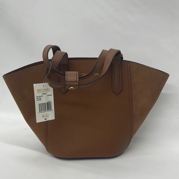 Michael Kors Handbags - NWT Michael Kors Portia Small Bucket Bag Luggage